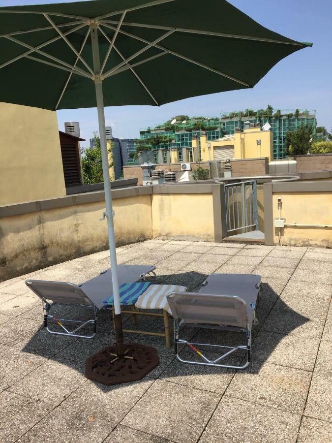 Cozy Penthouse Villa San Donato Milanese Exterior photo